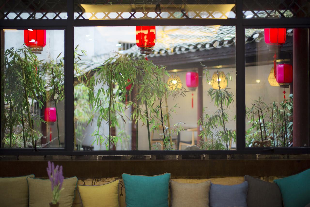Fenghuang Poshan Inn Eksteriør billede