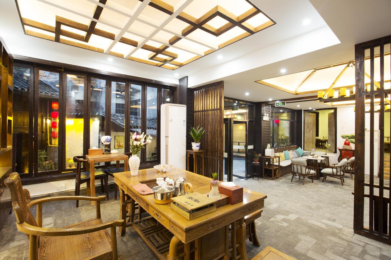 Fenghuang Poshan Inn Eksteriør billede