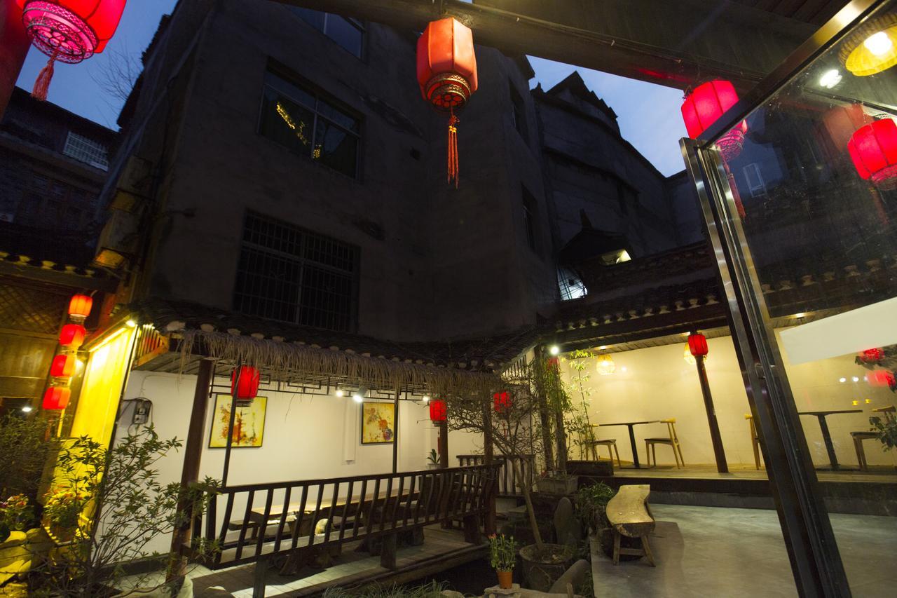 Fenghuang Poshan Inn Eksteriør billede