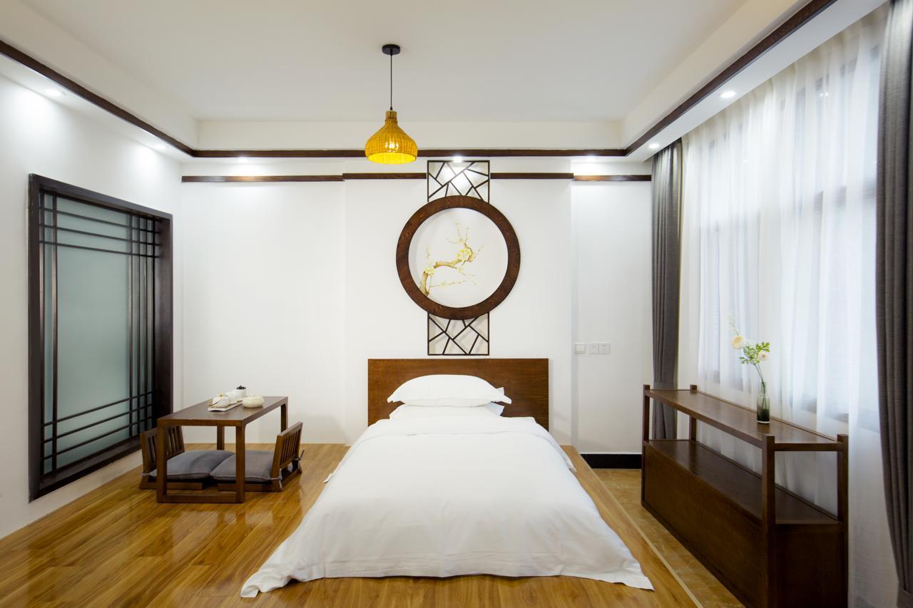 Fenghuang Poshan Inn Eksteriør billede