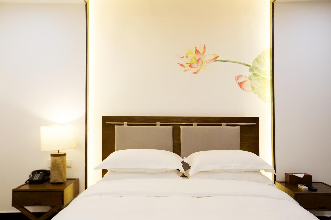 Fenghuang Poshan Inn Eksteriør billede