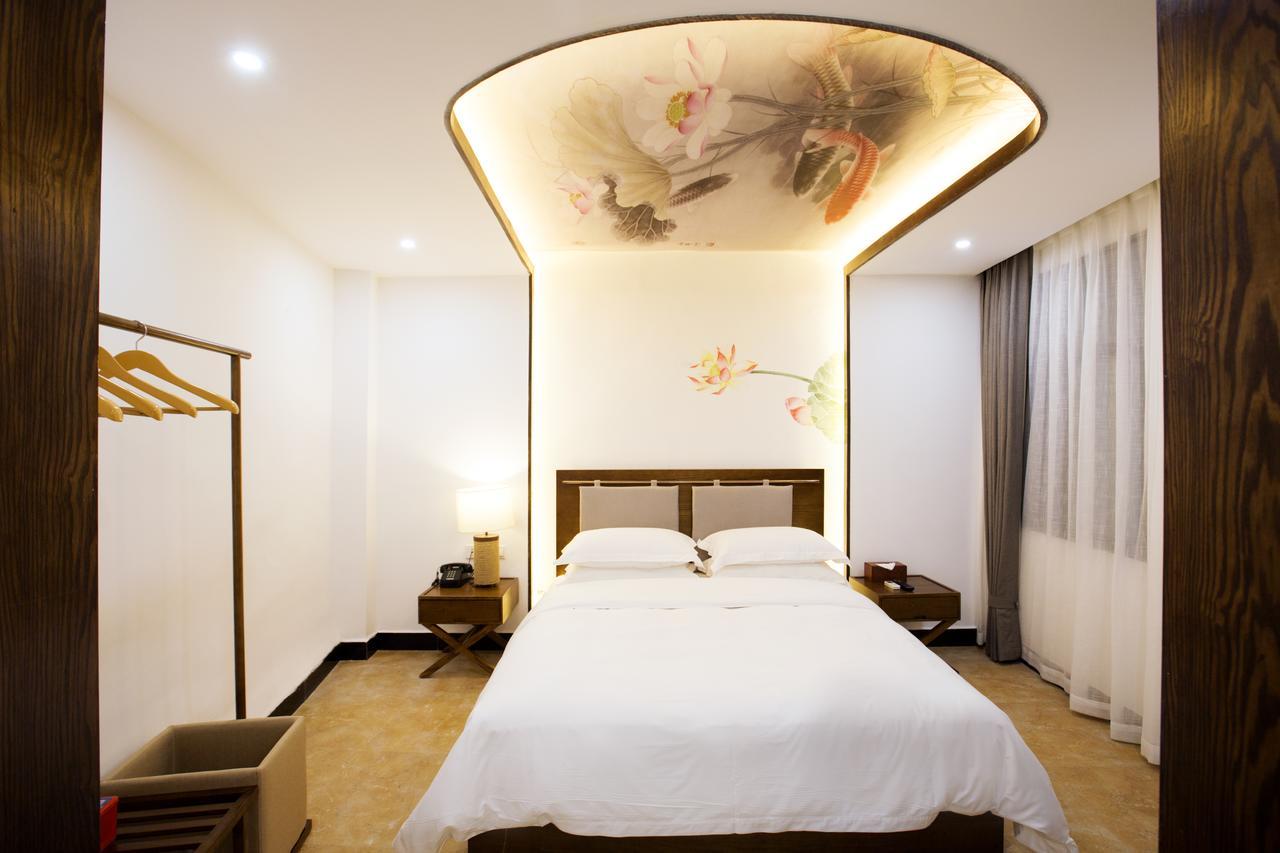 Fenghuang Poshan Inn Eksteriør billede